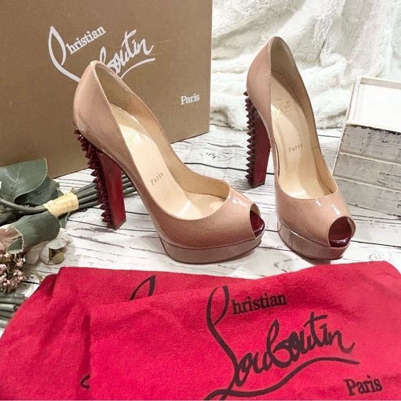 CHRISTIAN LOUBOUTIN TACLOU spike patent leather PUMPS NEW - Picture 5 of 9